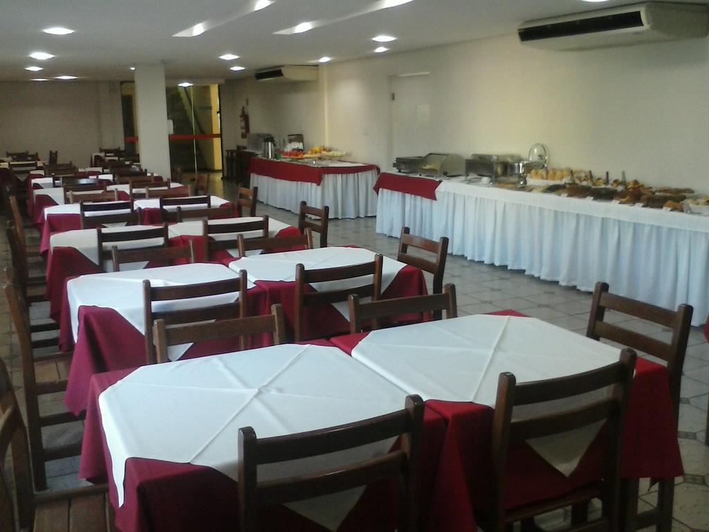 Thanharu Praia Hotel 안치에타 외부 사진